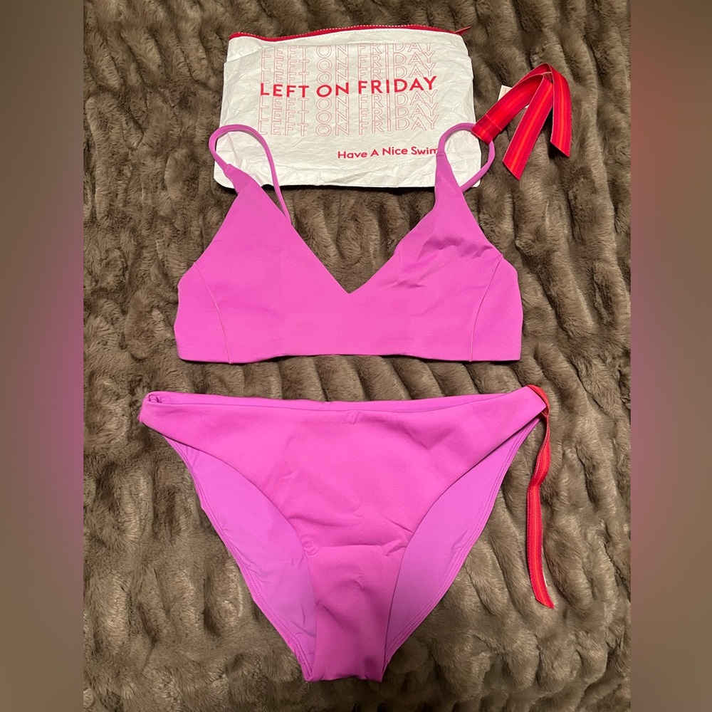 NWT Medium Punch Purple Wear To Bottom and Sunday Top - Left On Friday